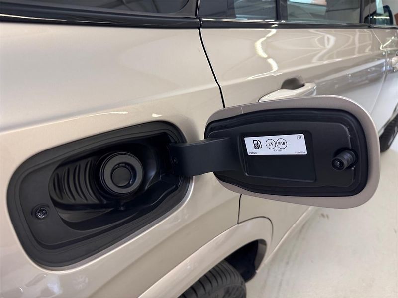 Volvo XC90 (2025) 2,0 B5 AWD Dark Plus 2233  Plu - fotka 13 z 15