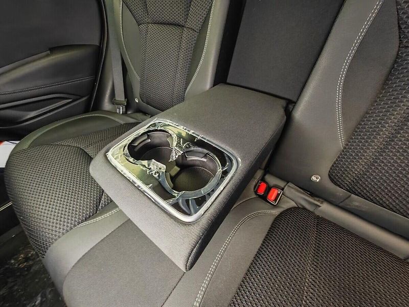 Subaru Forester 2.0 benzin - fotka 18 z 48