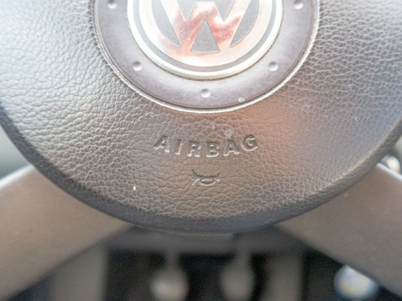Volkswagen Touran (2006) 1.9TDI 77KW – 7 sedadel - fotka 24 z 44