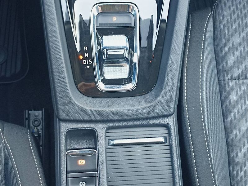 Škoda Octavia (2023) 2.0 TDI DSG Tažné Head Up disp - fotka 28 z 33