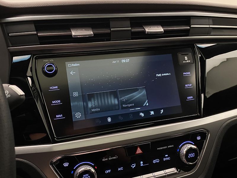 SsangYong Korando 1.5 T-GDI PREMIUM REZERVACE - fotka 35 z 38