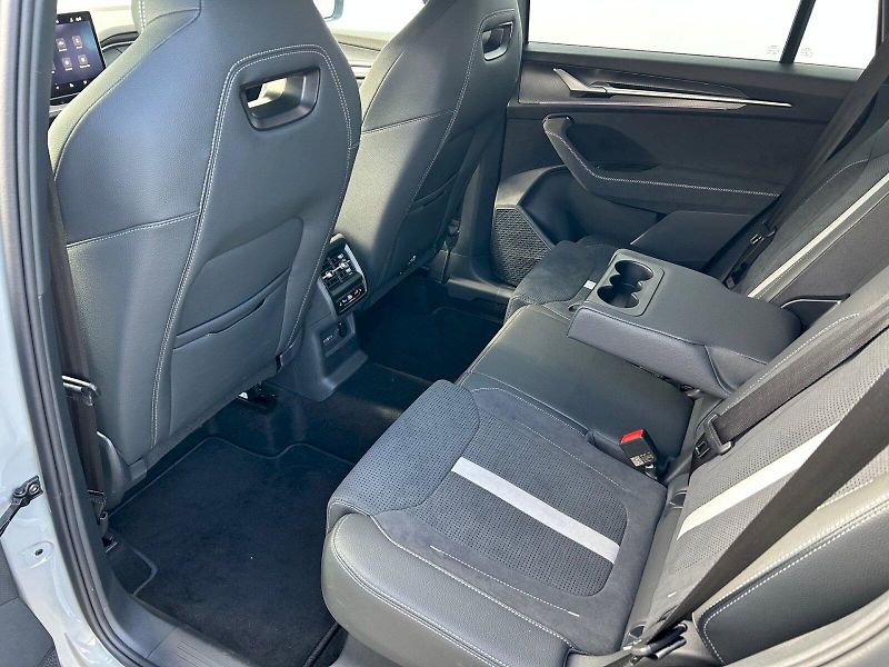 Škoda Kodiaq (2025) Sportline 2.0 TDI 142 kW 4x4 D - fotka 29 z 35