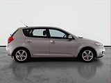 Kia Ceed (2007) 1.6 i, nová STK, jezdí výborně - náhled 6