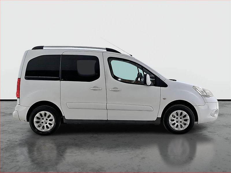 Citroën Berlingo (2009) 1.6 HDi, 5Míst, ČR - fotka 6 z 16