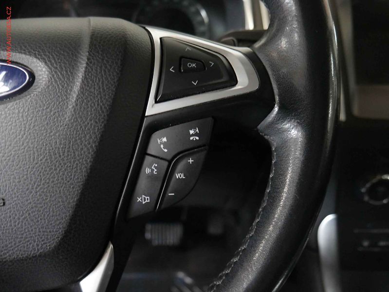 Ford Galaxy (2017) 2.0TDCi 7Míst, AT, LED, navi - fotka 20 z 27