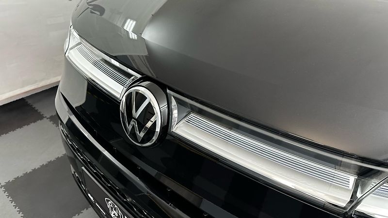 Volkswagen Multivan TAŽNÉ / ZÁRUKA / TOP STAV - fotka 18 z 51