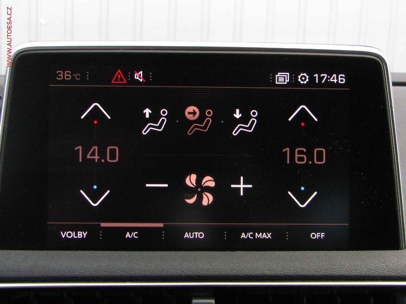 Peugeot 5008 (2019) 1.2 PT, GT Line, LED, navi - fotka 19 z 23
