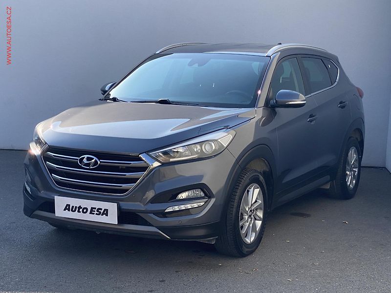 Hyundai Tucson (2016) 1.7 CRDi, Navi - fotka 3 z 19
