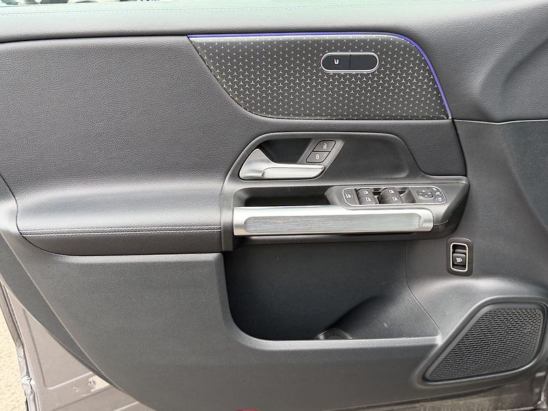 Mercedes-Benz GLB 200 d 4MATIC Progressive E - fotka 24 z 33