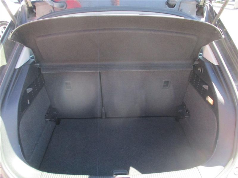 Audi A1 1,2 TSi, klima,Navi,serv.kn. - fotka 13 z 32