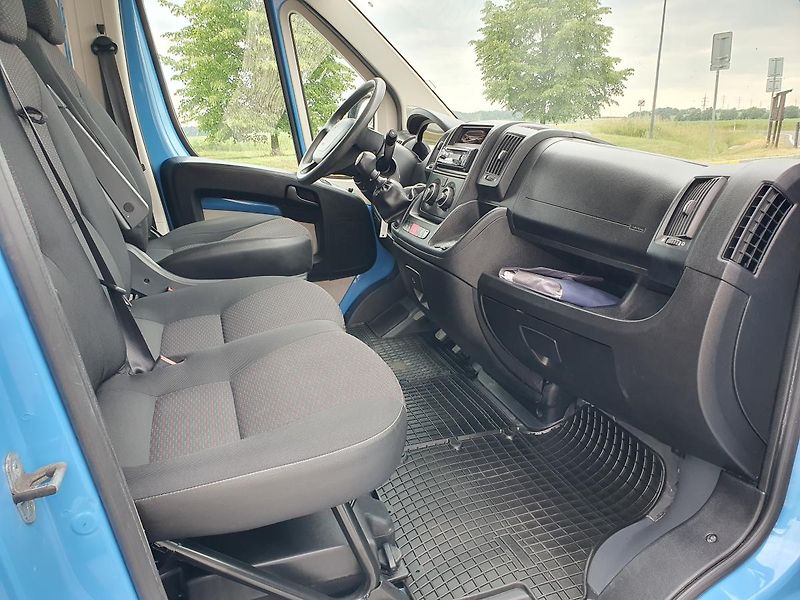 Peugeot Boxer (2016) 120kw, 9 míst, DPH,  SPLÁTKY  - fotka 19 z 26
