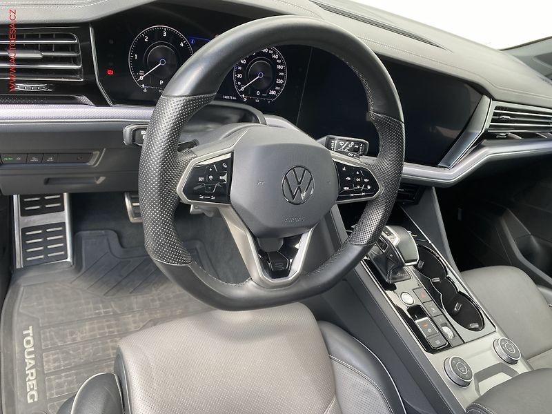Volkswagen Touareg (2021) 3.0 TDi 4x4, 1.maj,ČR, R - fotka 13 z 32