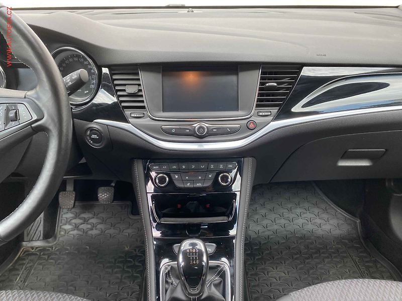 Opel Astra (2017) 1.4 T, ČR, AC, LED, park - fotka 12 z 17