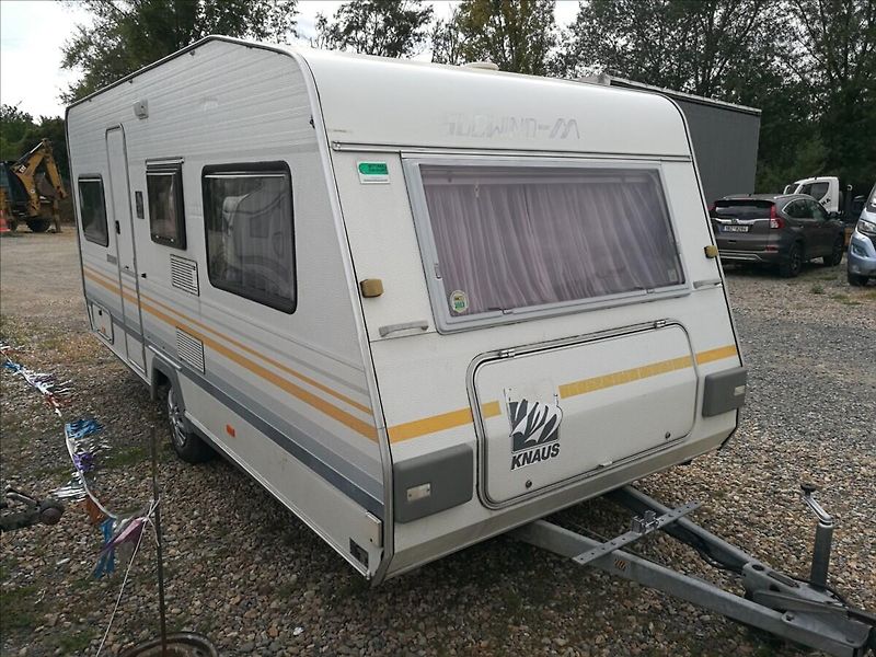 Knaus Südwind 520 přístřešek - fotka 2 z 12