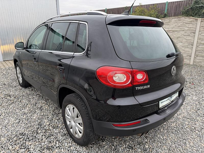 Volkswagen Tiguan 140PS 4x4 DSG PANORAMA - fotka 14 z 158