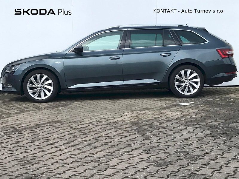 Škoda Superb (2019) Combi  L&K 4x4 2,0 TDI DSG - fotka 3 z 29