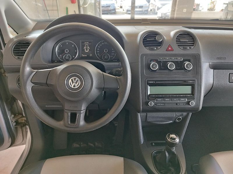 Volkswagen Caddy (2011) 2,0TDI,4X4,KLIMA,ALU,7MÍST - fotka 22 z 28