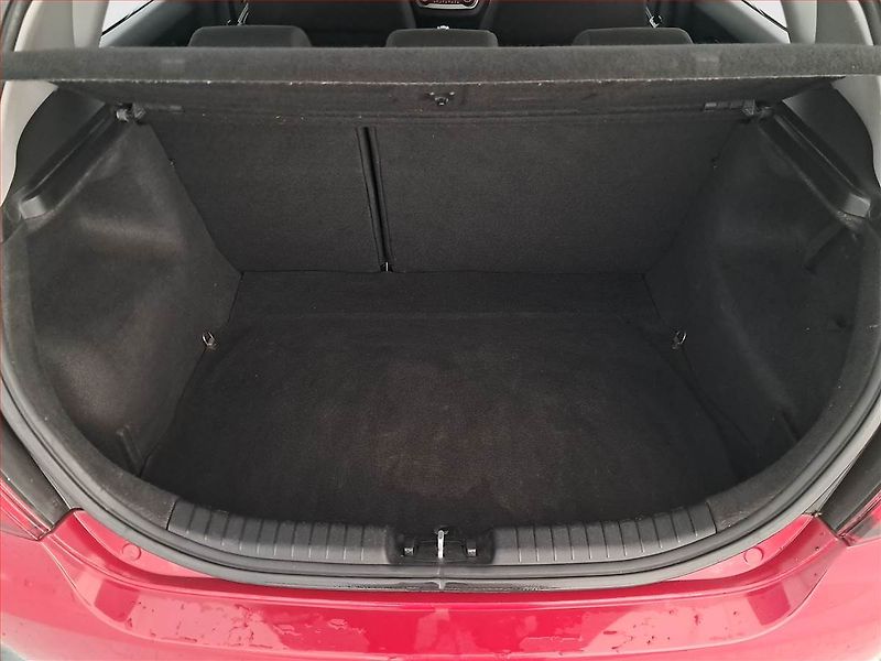 Kia Ceed (2010) 1.6 CRDi, po STK, dobrý stav - fotka 13 z 17