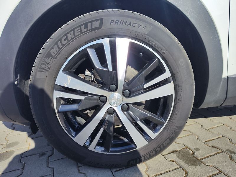 Peugeot 3008 1.5 BlueHDi/96kW Allure S&S AT - fotka 34 z 36