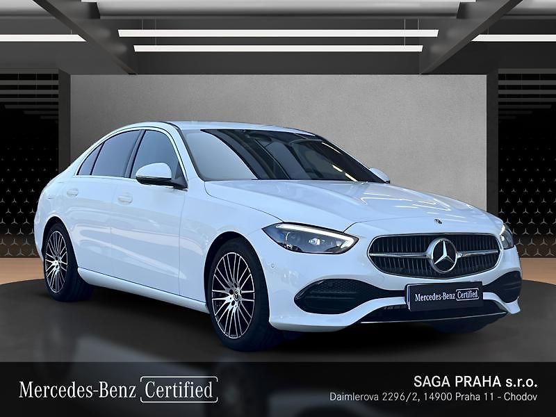 Mercedes-Benz Třídy C 200 4MATIC Avantgarde - fotka 8 z 18
