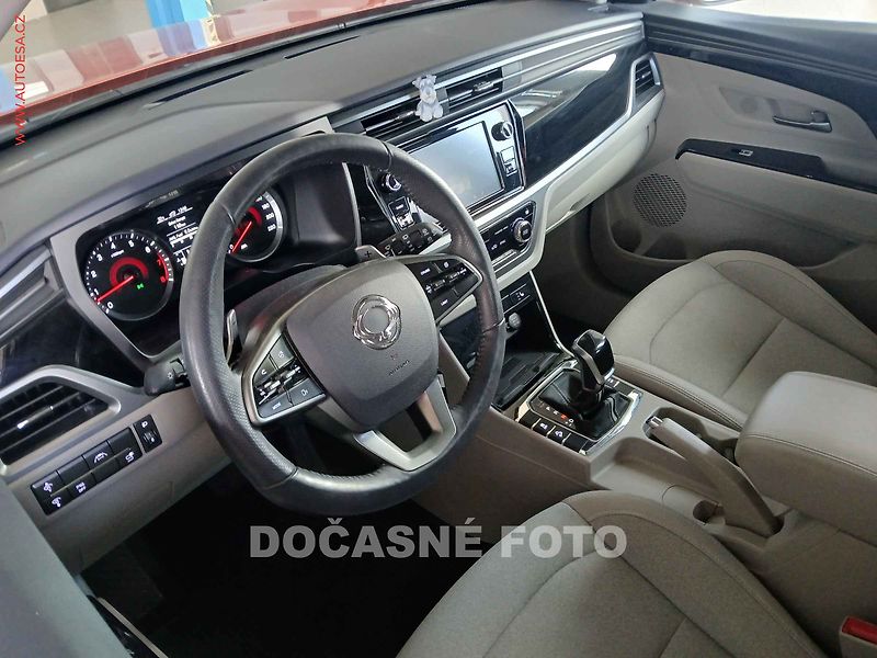 SsangYong Korando (2021) 1.5t-gdi, 1.maj,ČR, servis - fotka 3 z 3