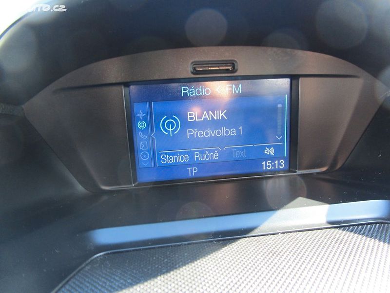 Ford Kuga 1,6-110KW-NOVÉ ROZVODY+OLEJ - fotka 17 z 26
