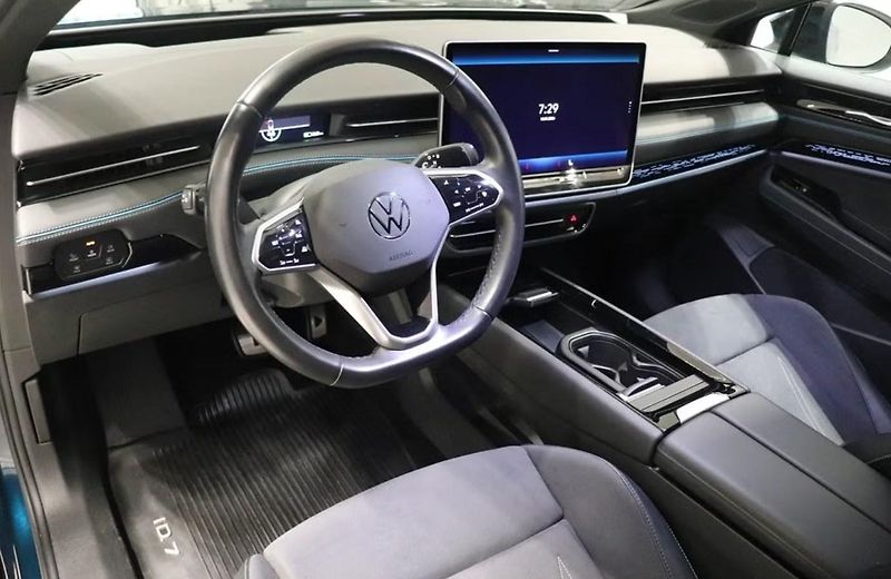 Volkswagen ID.7 Pro 360k Tažné Matrix Masáž - fotka 9 z 12