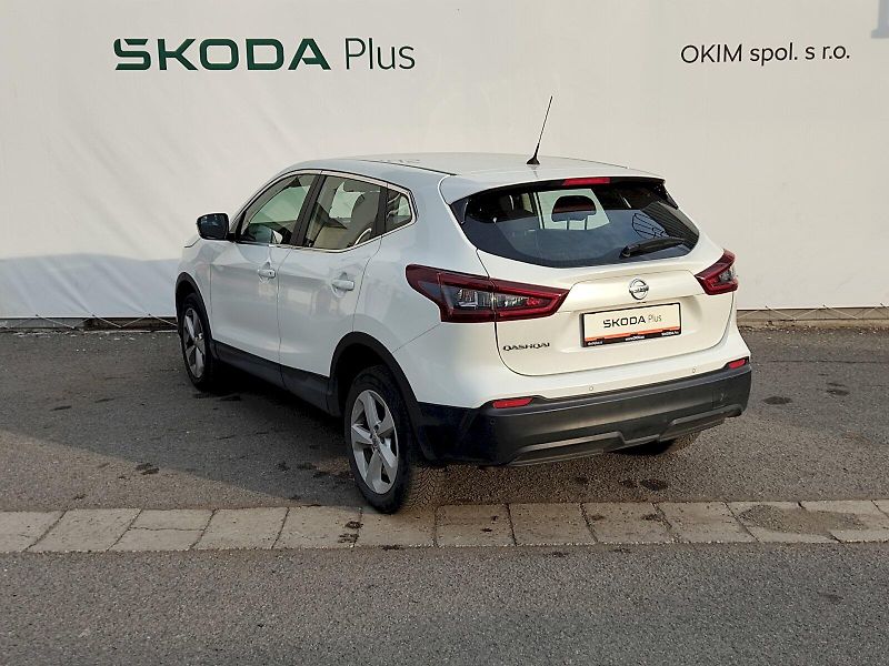 Nissan Qashqai (2021) 1,3 DIG-T 140k - fotka 36 z 40