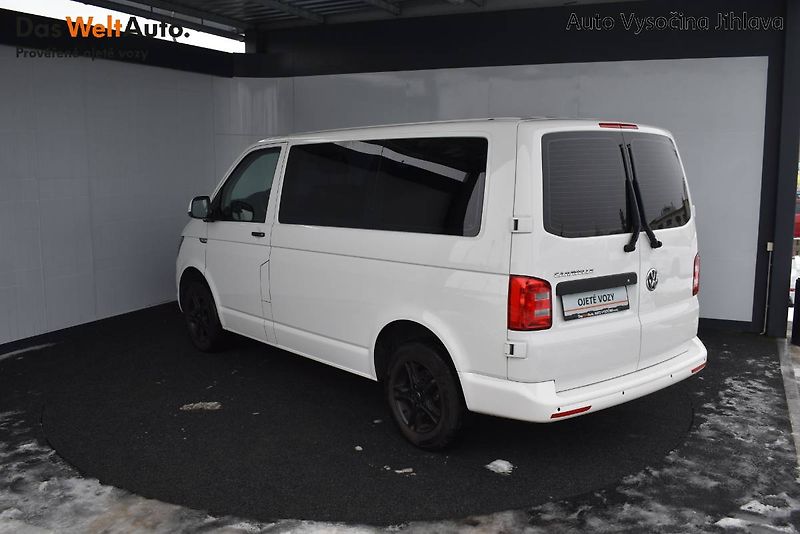Volkswagen Caravelle (2019) 2.0TDI 84kW - fotka 6 z 20