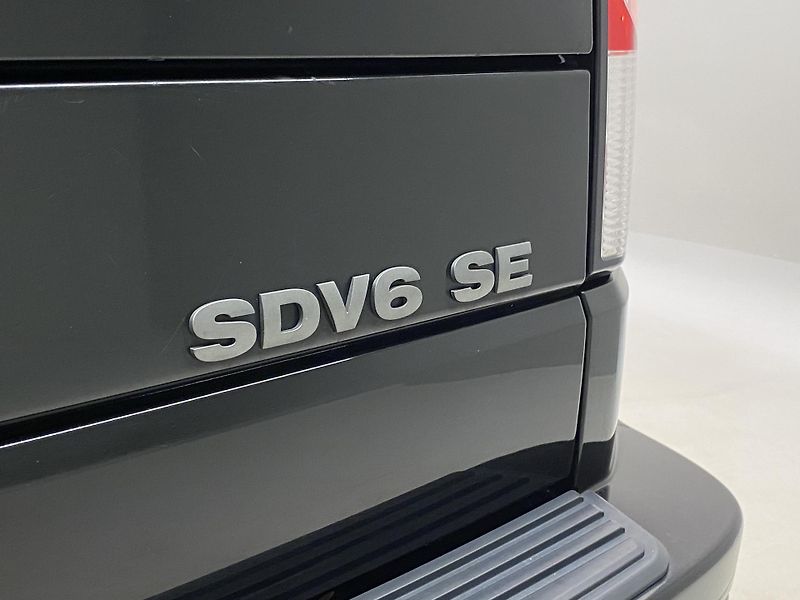 Land Rover Discovery 4 SDV6 SE AWD AUT CZ - fotka 35 z 41