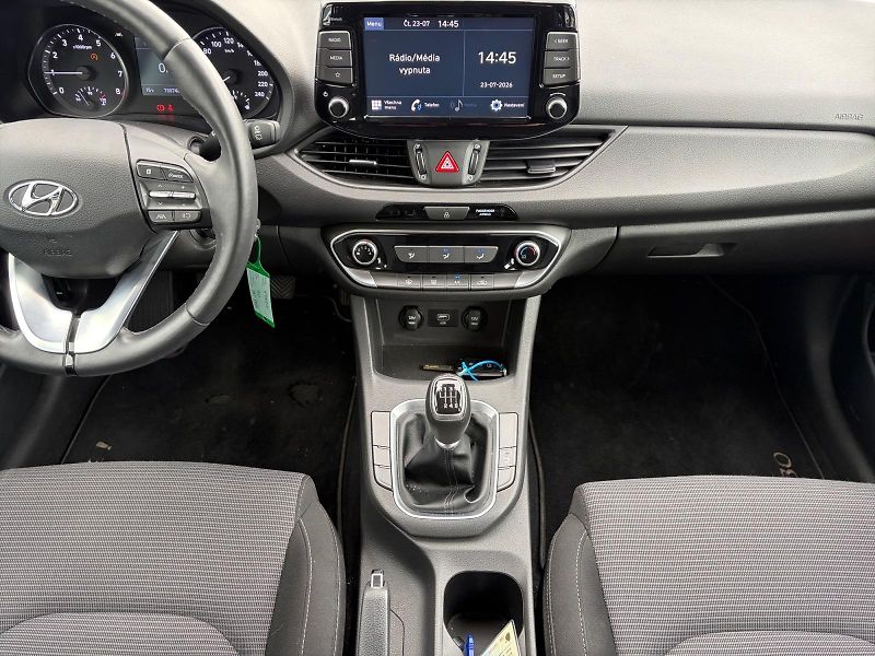 Hyundai i30 (2023) COMFORT 1.0TGDI 88kW CZ DPH - fotka 10 z 11