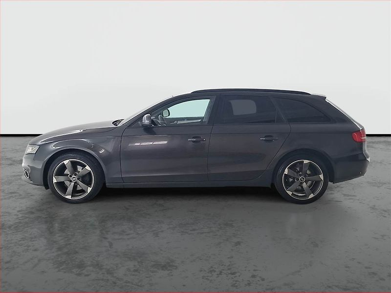 Audi A4 (2008) 1.8 TFSI, Serv.kniha - fotka 3 z 15