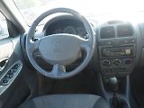 Hyundai Accent (2006) 1.4i, 63kW, AC - náhled 16