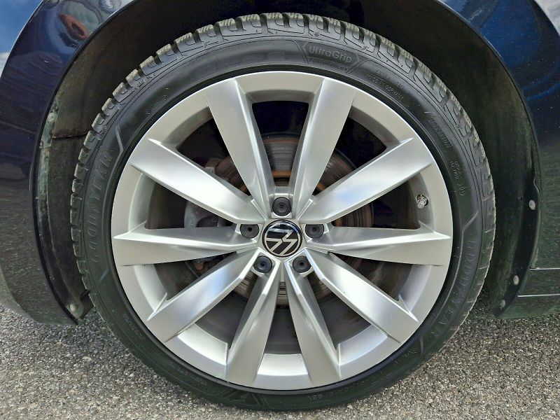 Volkswagen Arteon (2022) Elegance DSG 2,0TSi 140kW - fotka 34 z 35