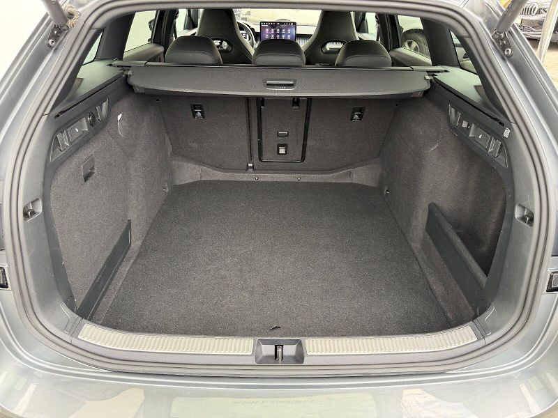 Škoda Superb (2025) 2.0 TDI 142kW 4x4 SportLine,2x - fotka 32 z 35