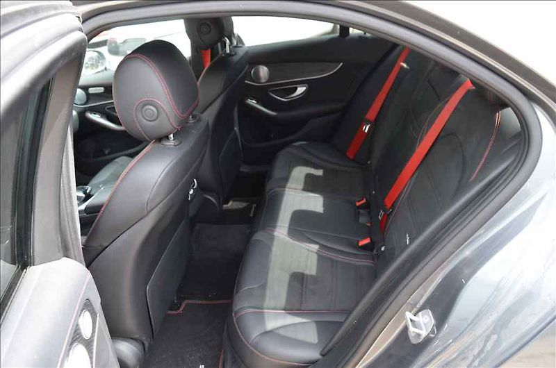 Mercedes-Benz Ostatní (2018) AMG C 43 3,0 - fotka 15 z 18