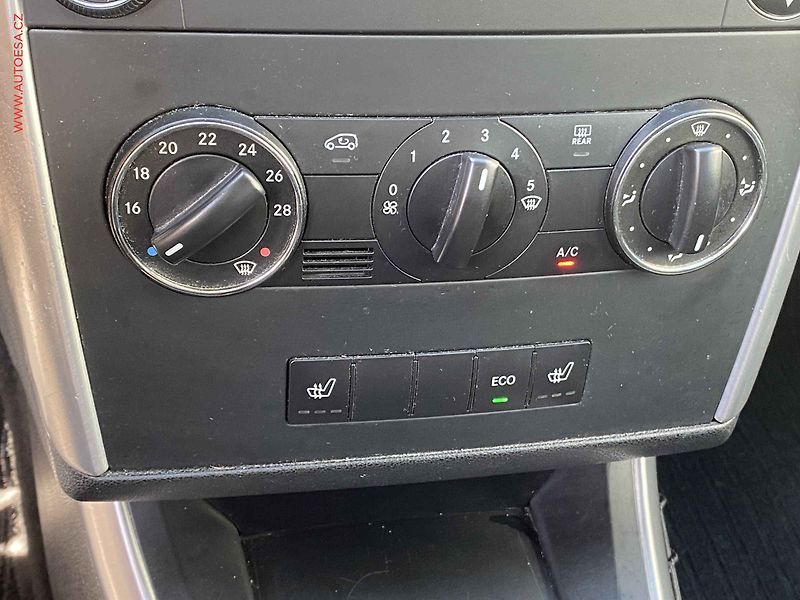 Mercedes-Benz Třídy B (2011) 1.5i B160, Výhřev sed, +kola - fotka 13 z 16