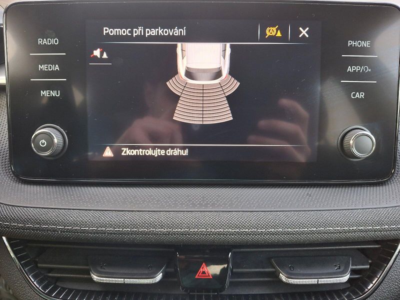 Škoda Fabia (2022) Style Plus DSG 1,0TSi 81kW Col - fotka 20 z 33