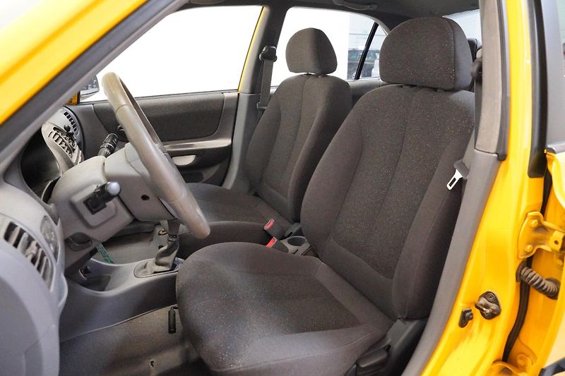 Hyundai Accent - fotka 6 z 6