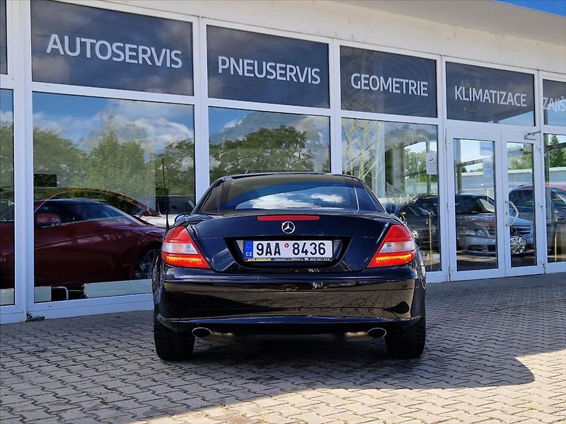 Mercedes-Benz SLK 1,8 200 KOMPRESSOR MANUAL 163k - fotka 9 z 37