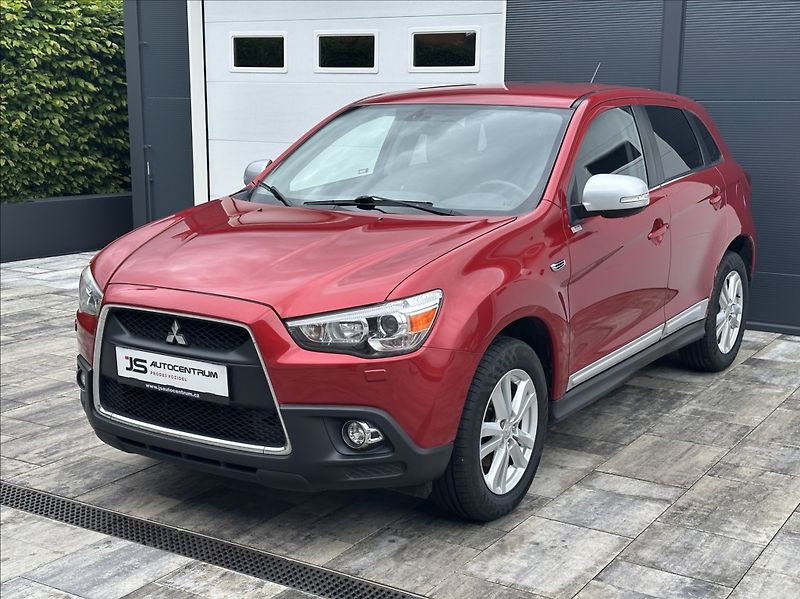 Mitsubishi ASX 1,8 DI-D 150PS  Intense 4x4 - fotka 2 z 48
