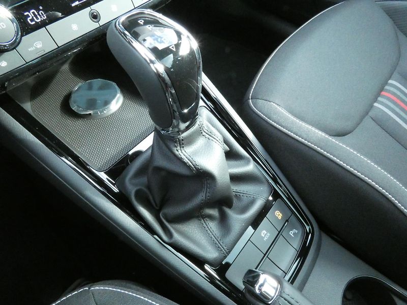 Škoda Scala Monte Carlo 1,0 TSI DSG - fotka 27 z 30