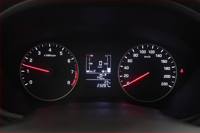 Hyundai i20 (2019) 1.2, Serv.kniha - fotka 11 z 16