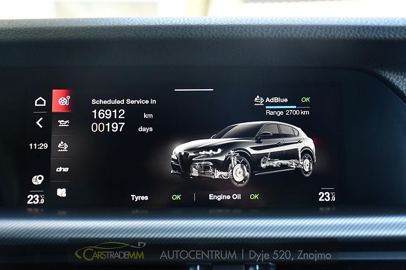 Alfa Romeo Stelvio 2.2D 16V 154kW Veloce AT8-Q4 - fotka 39 z 52