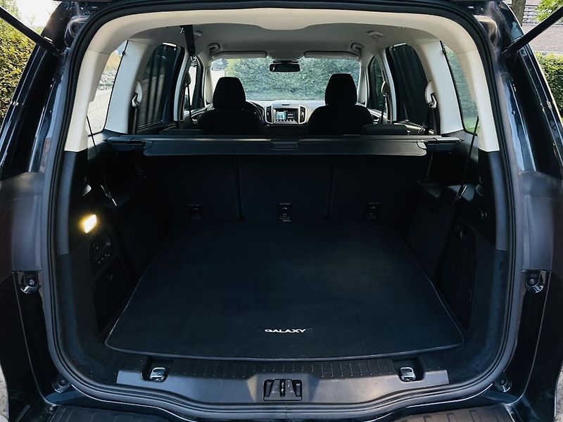 Ford Galaxy 2.0TDCi MANUÁL 7MÍST SENZORY - fotka 21 z 46