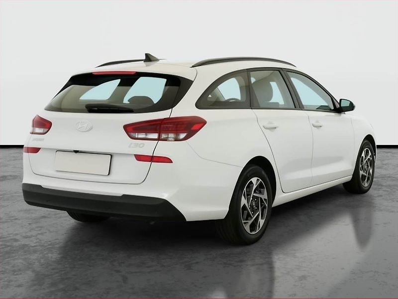 Hyundai i30 (2024) Smart 1.0 T-GDI, ČR,1.maj - fotka 5 z 21