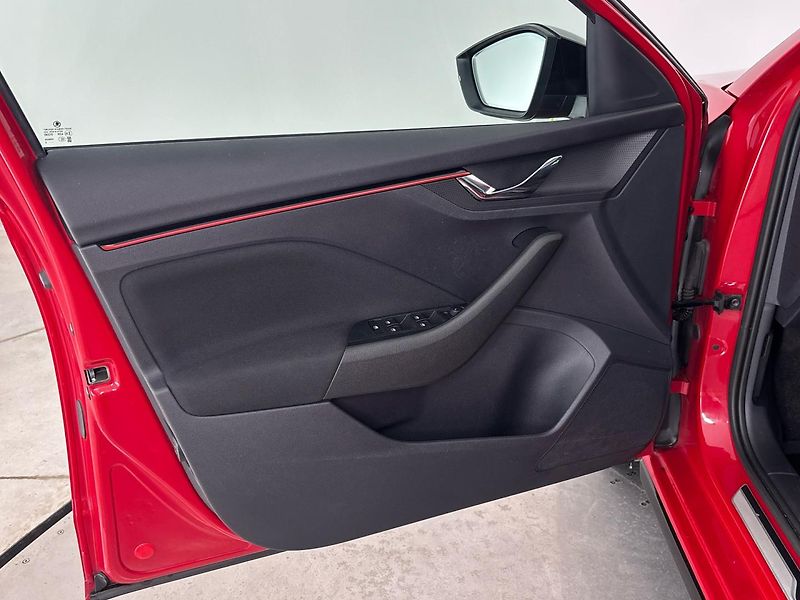 Škoda Scala Monte Carlo DSG - fotka 13 z 28
