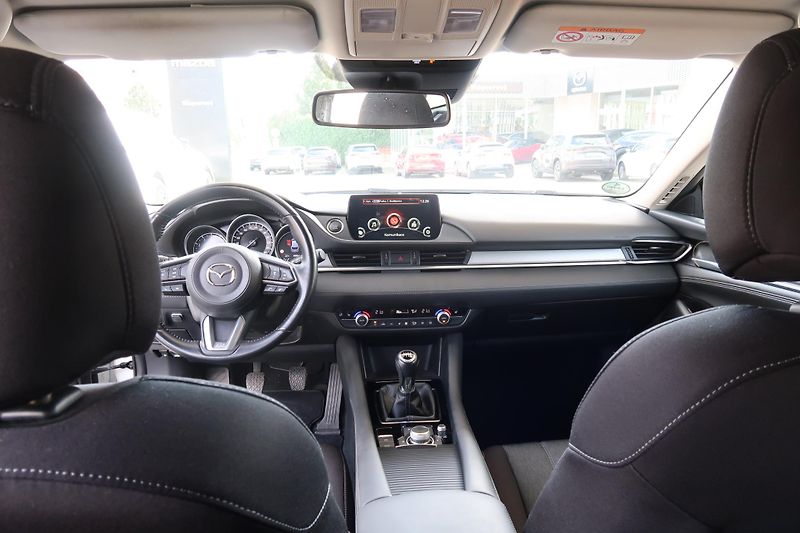 Mazda 6 WGN 2,0 G165 360°kam., serv. - fotka 12 z 32