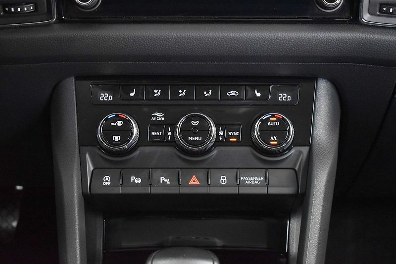 Škoda Kodiaq 2.0 TSI 4x4*STYLE+*TAŽNÉ*ČR 1M - fotka 26 z 46