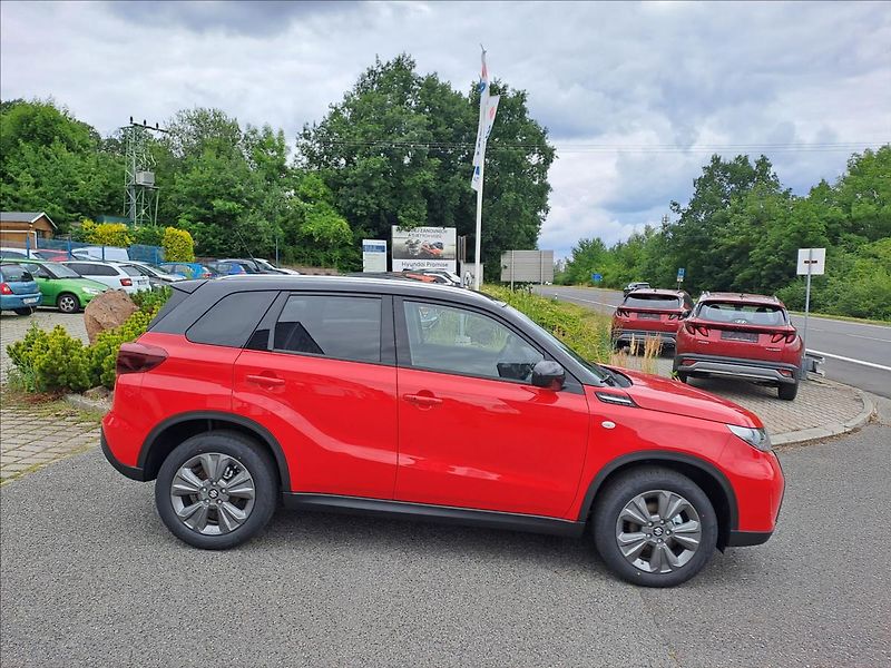 Suzuki Vitara (2026) 1,4 Premium AllGrip - fotka 3 z 17